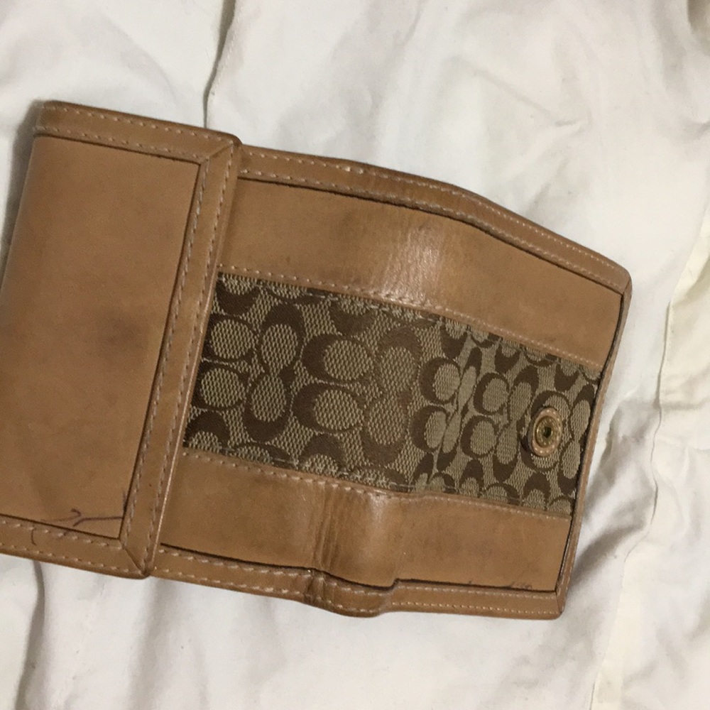 Wallet - Picture 2 of 6